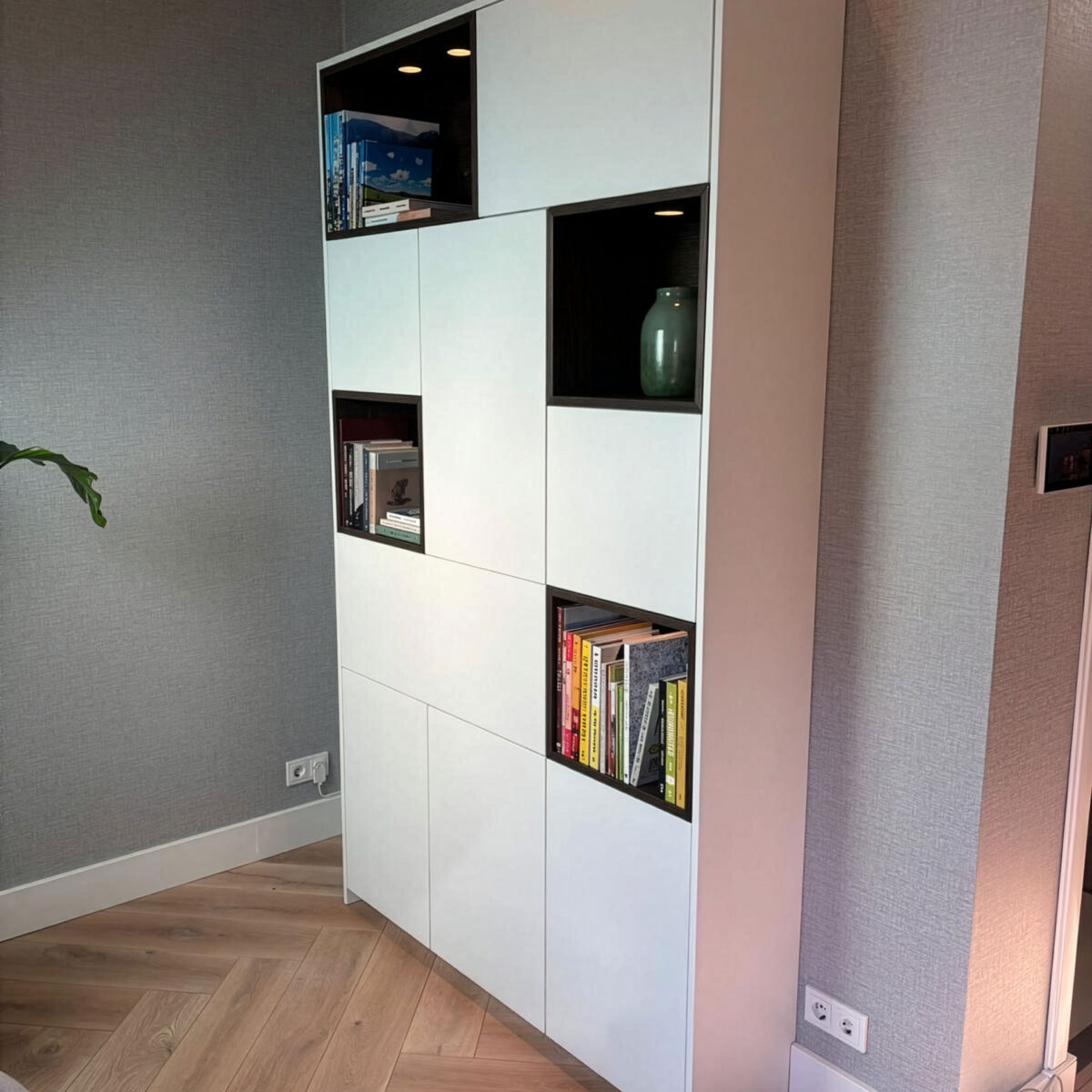 Multifunctionele kast
